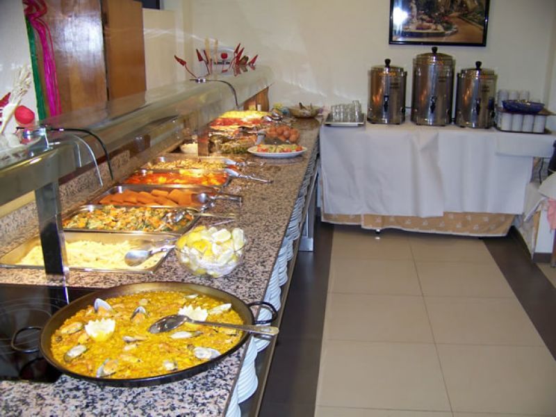 Mayna Hotel